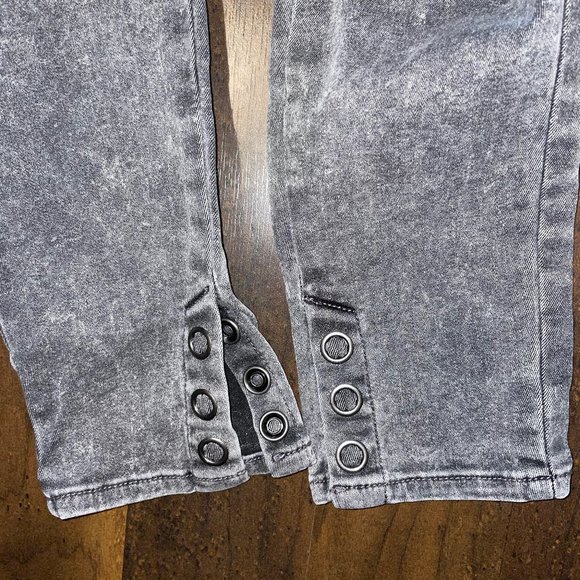 Levi's cropped ankle snap midrise jeans 29 - Picture 10 of 13